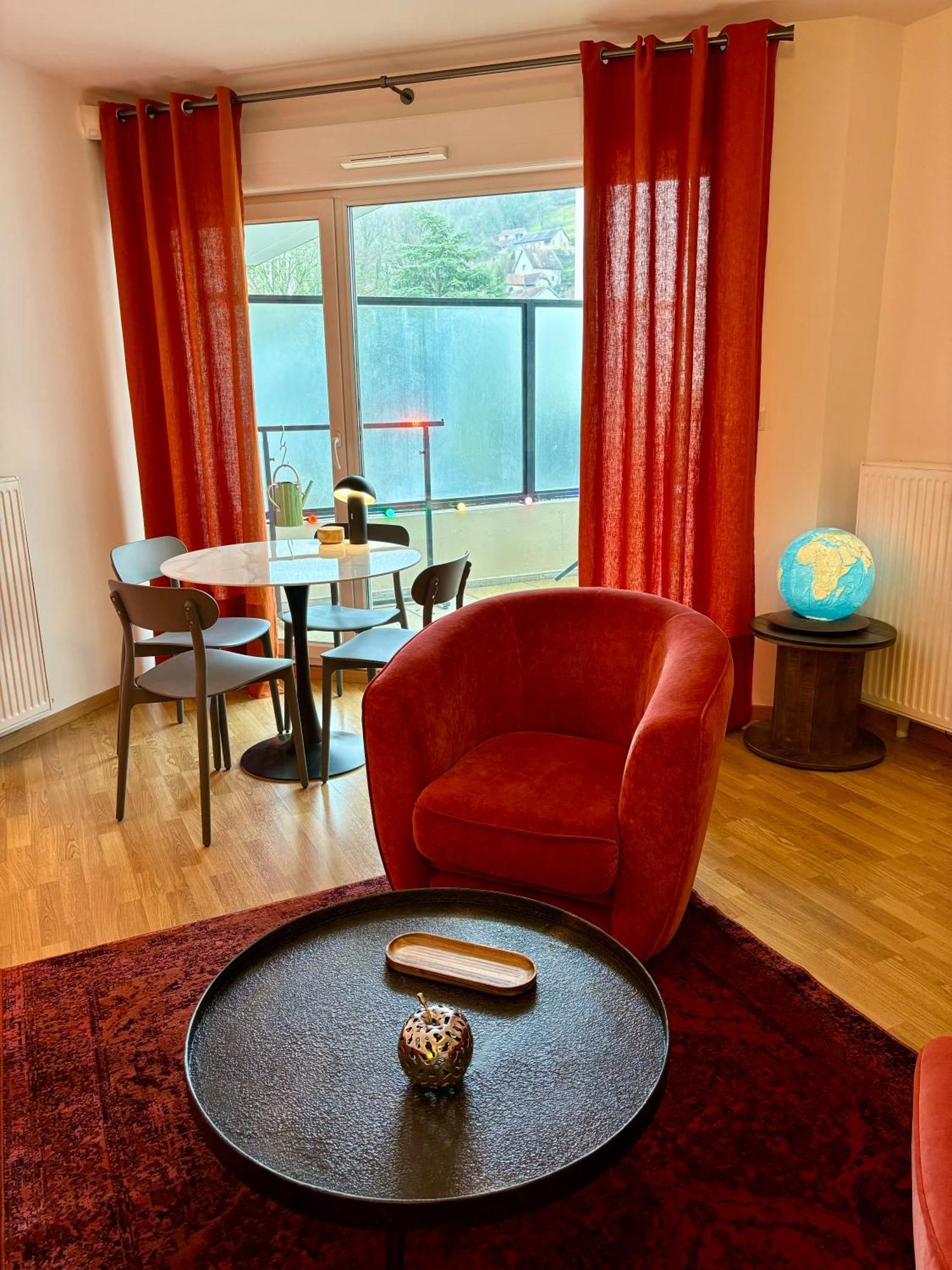 Appartement Proche Centre Parking & Terrasse Besançon Exterior foto